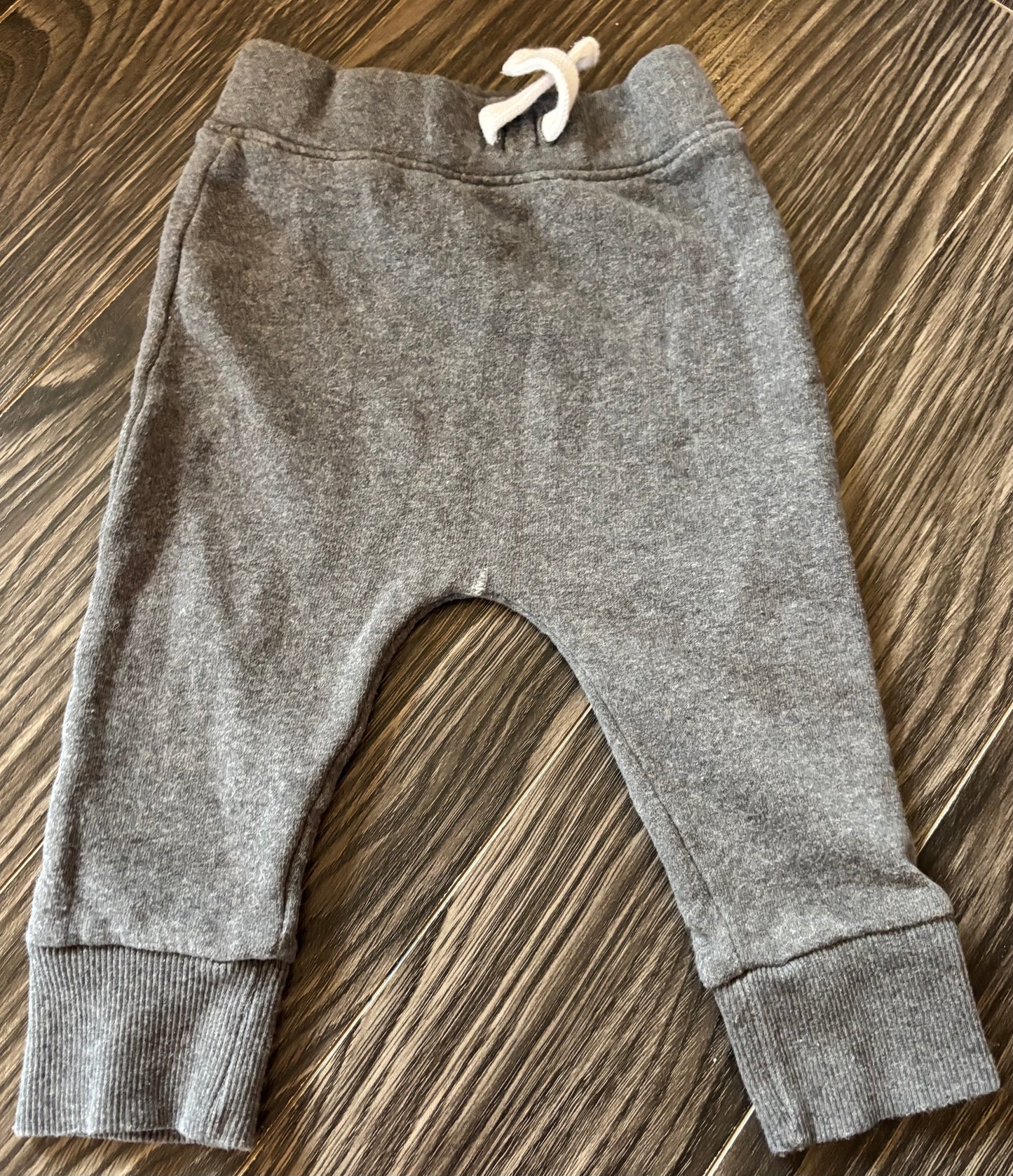 “IMPARFAIT “Pantalon 9-12 mois