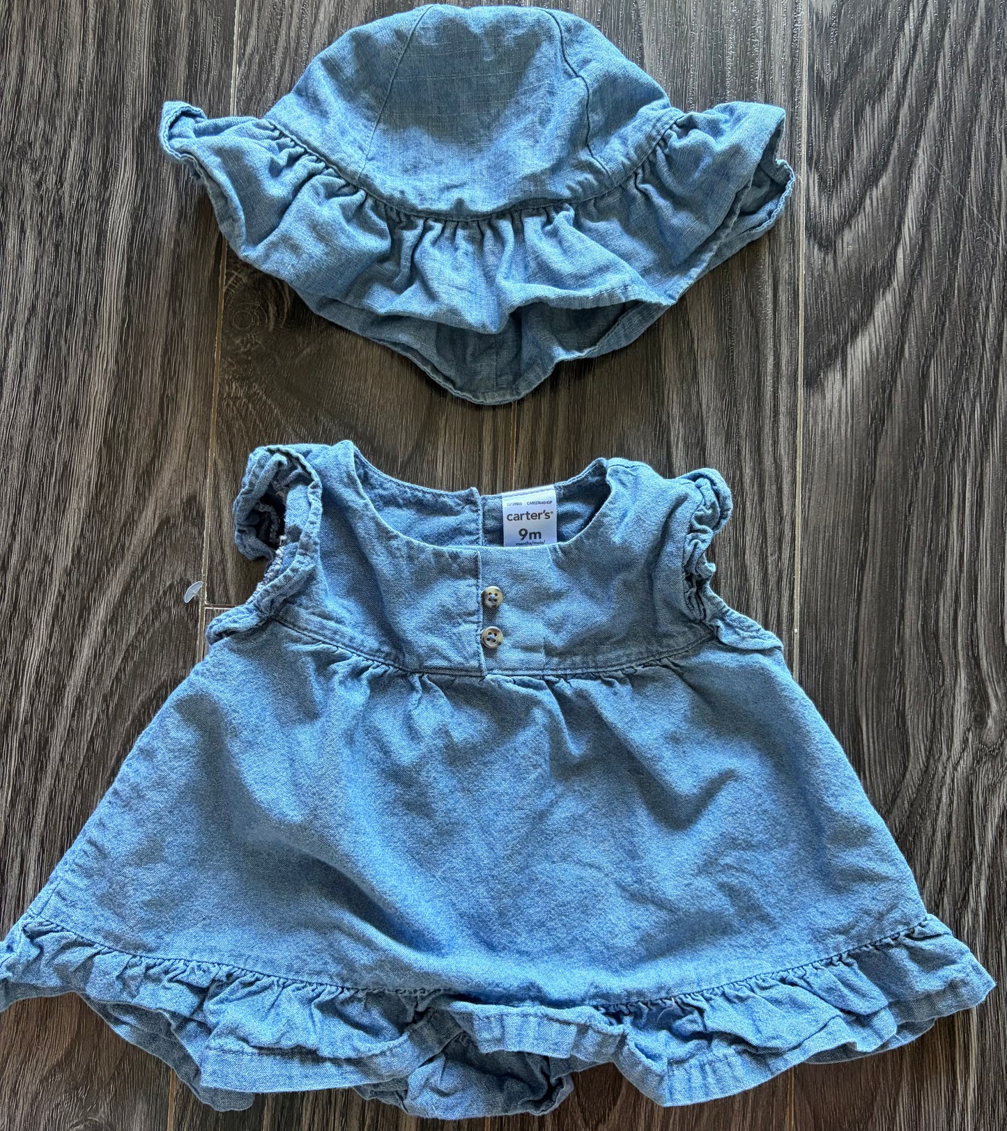 Camisole et chapeau Carter’s 9 mois