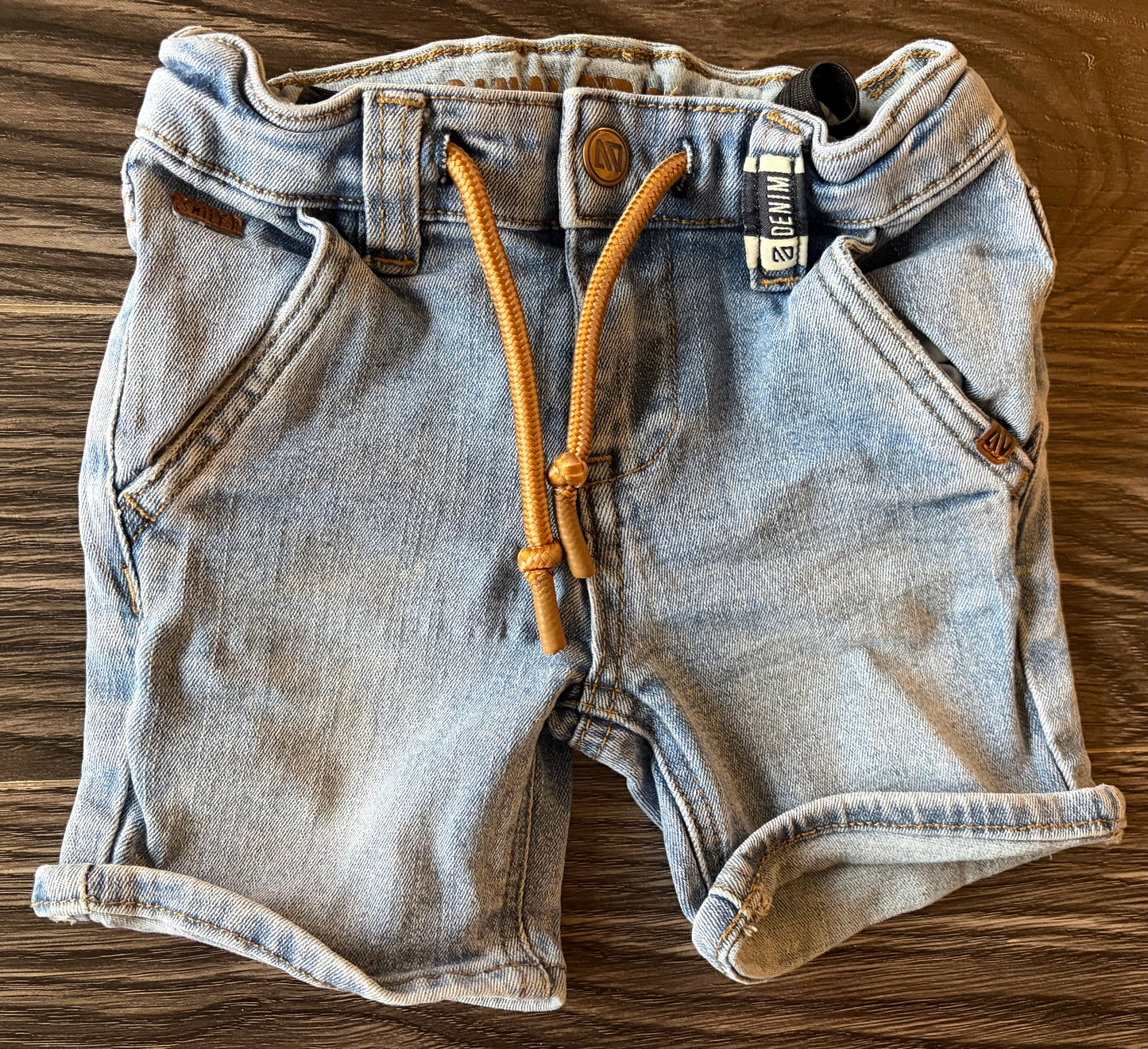 Short 2T