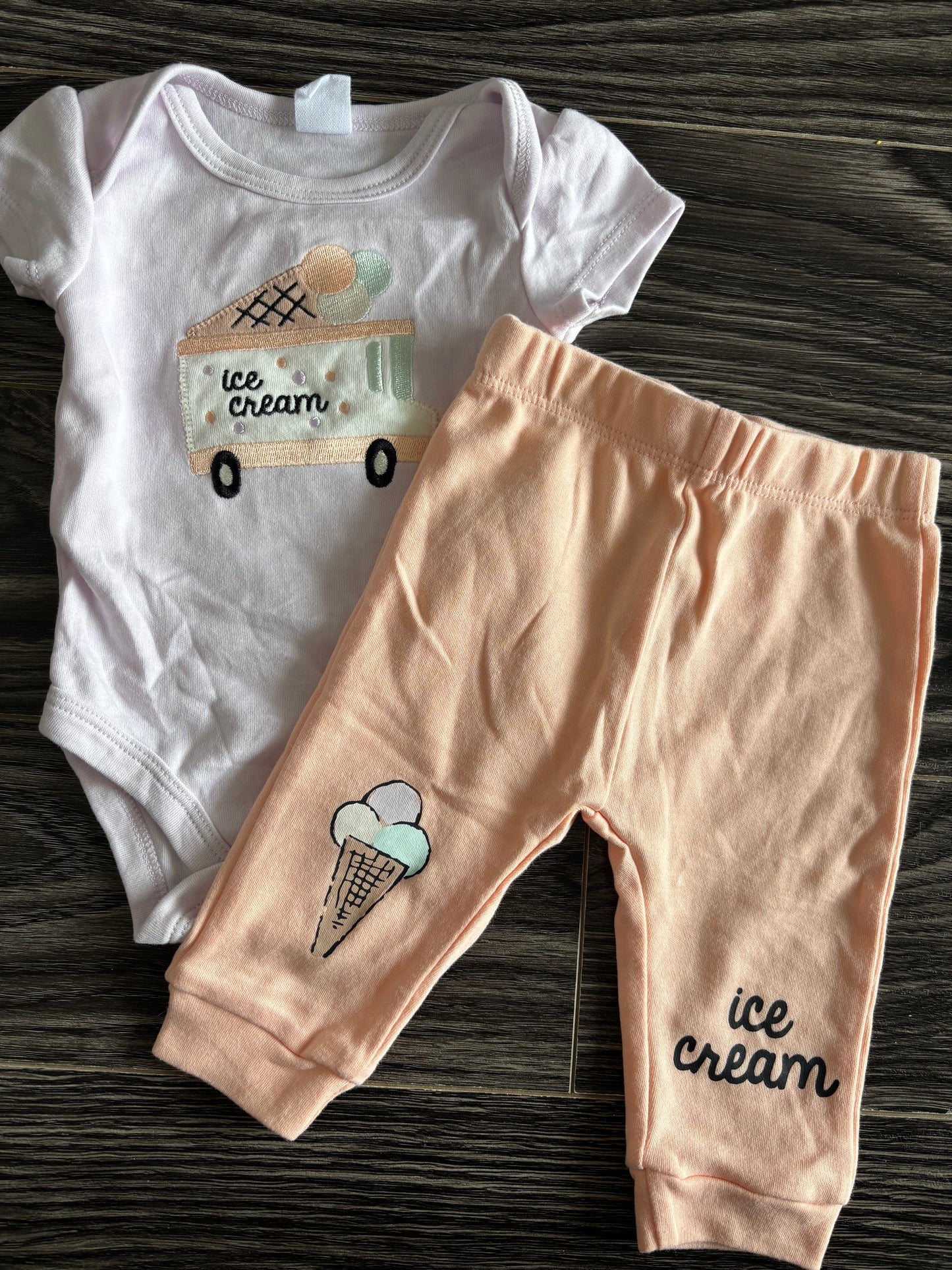 Ensemble P:L Baby 3 mois