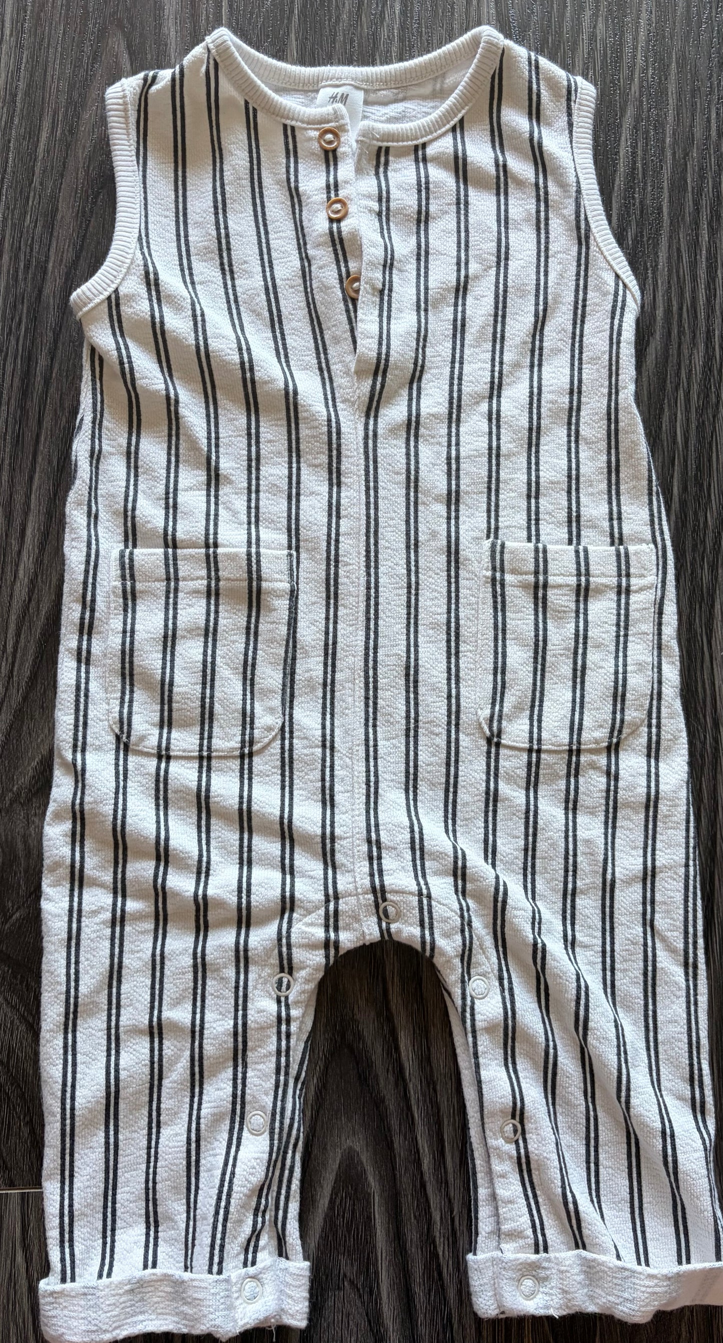 One piece H&M 6-9 mois