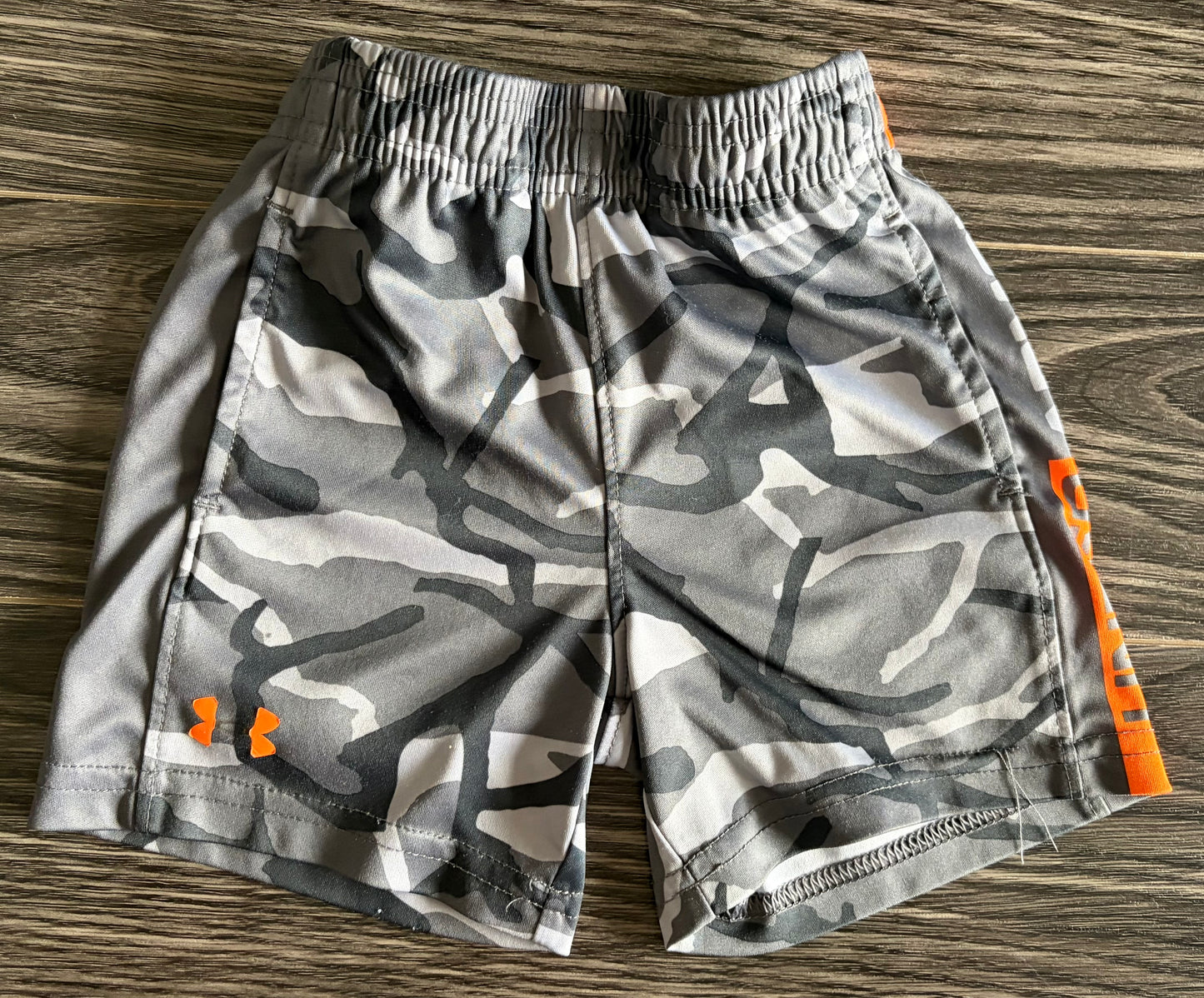 Short Under Armour 2T