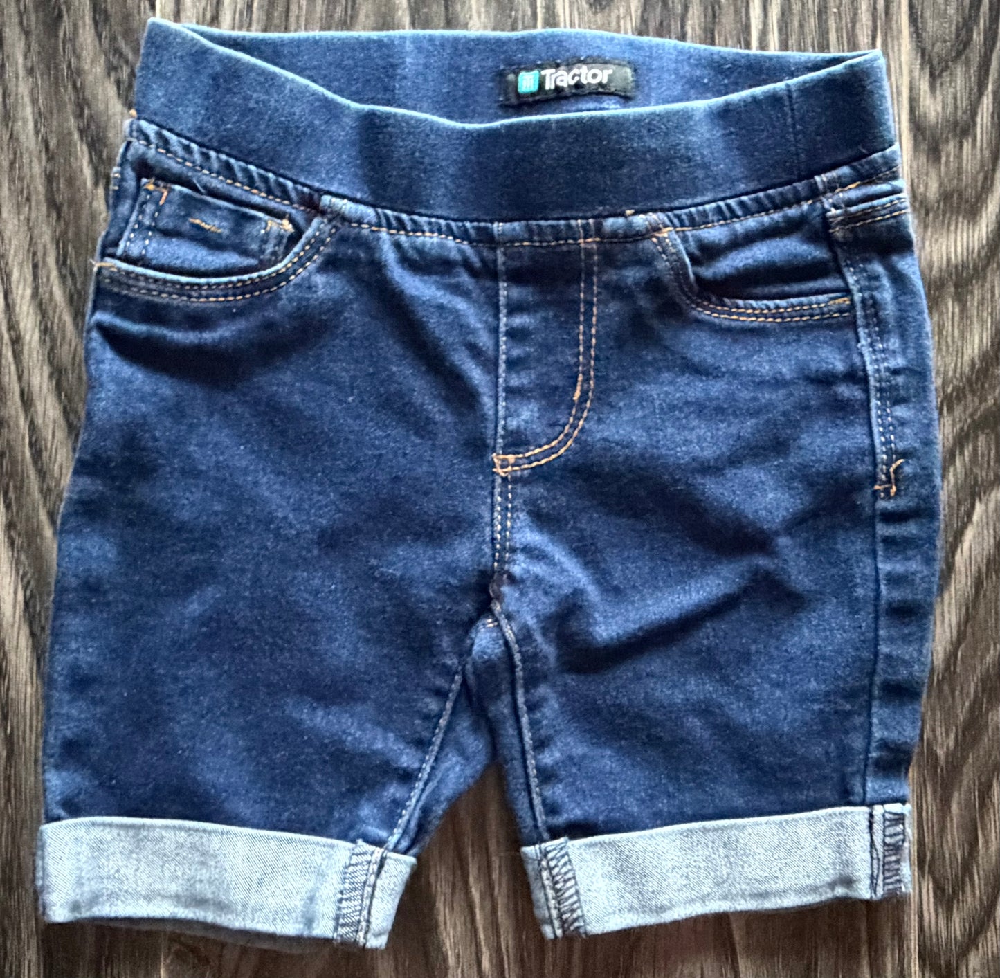 Short Tiactor 5T