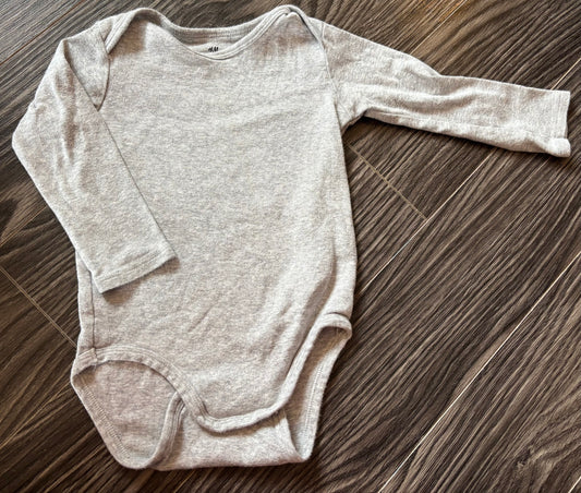 Cache couche H&M 12-18 mois